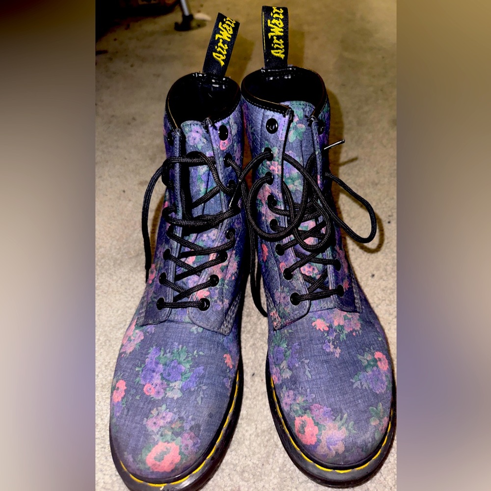 Denim Floral 1460 Dr. Martens US Women’s 10.